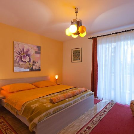 Apartments Neda Porec Esterno foto
